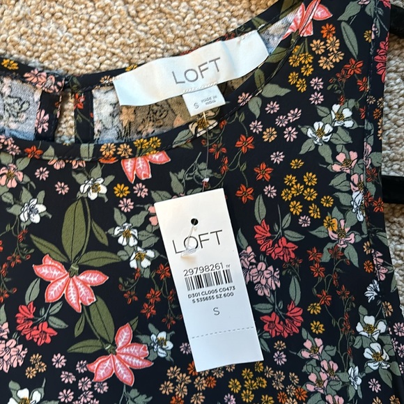 NWT LOFT sleeveless floral top women’s size S - Picture 3 of 6